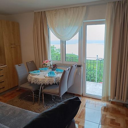 App Tony Apartman Dramalj Kültér fotó
